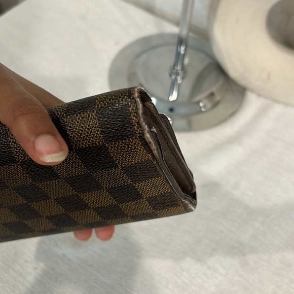 Louis Vuitton Demier Long Wallet - Picture 9 of 14